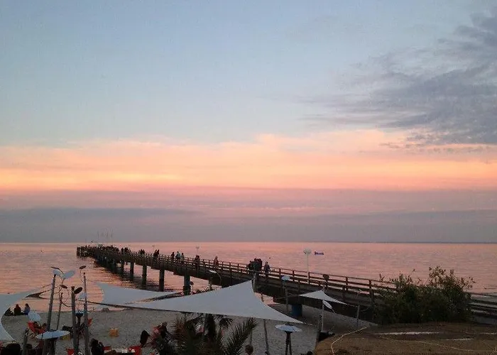 Str 107 - Strandallee 124 - Seeblick * Scharbeutz